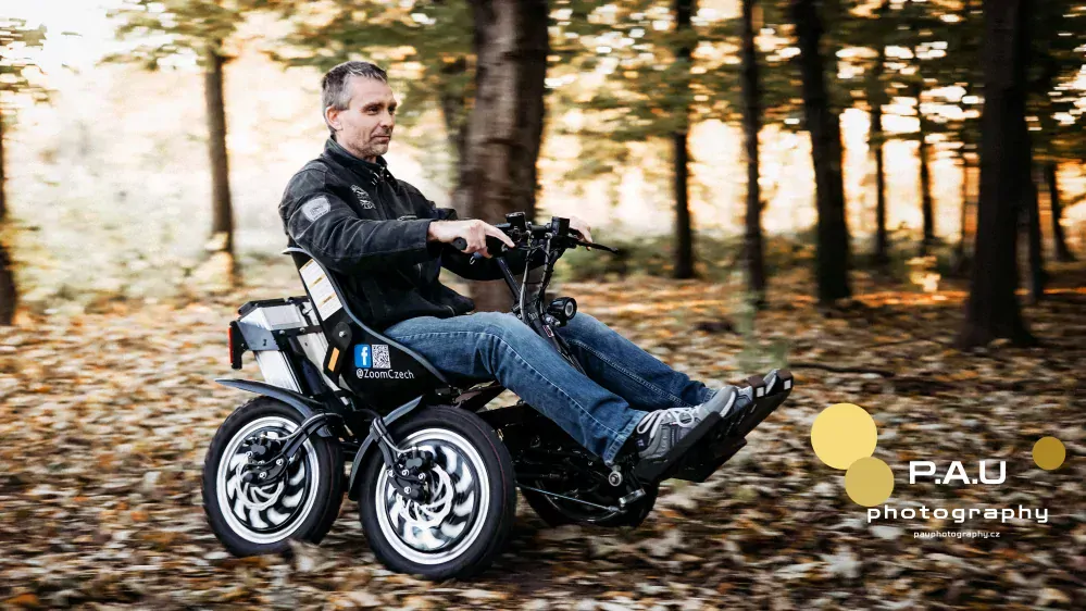 Zoom Uphill invalidní elektrický vozík do terénu 4x4
